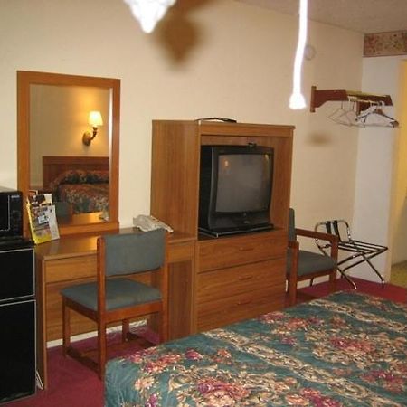 Logan Mountain Trail Inn الغرفة الصورة