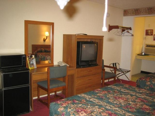 Logan Mountain Trail Inn الغرفة الصورة